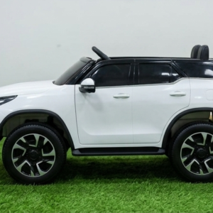 toyota fortuner legender(3)